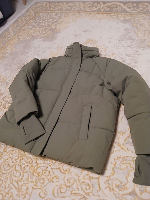 Продам женский тёплый пуховик