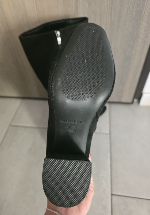 Kozaki na obcasie r. 36