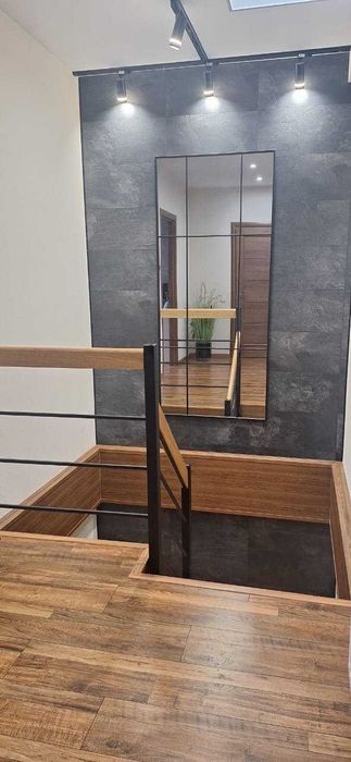 Продаж  4х.кімн. квартири 132м²   вул.Метрологічна ФЕОФАНІЯ