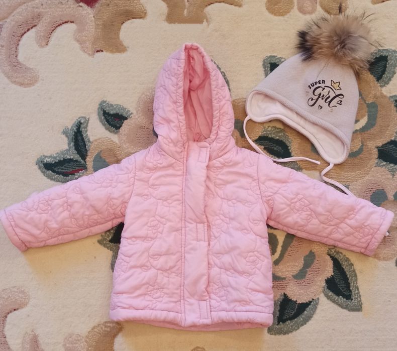 Демісезонна куртка на дівчинку та шапка