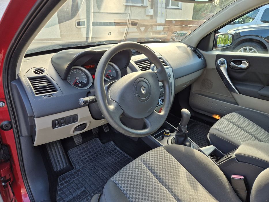 Renault Megane ll  1.4 benzyna