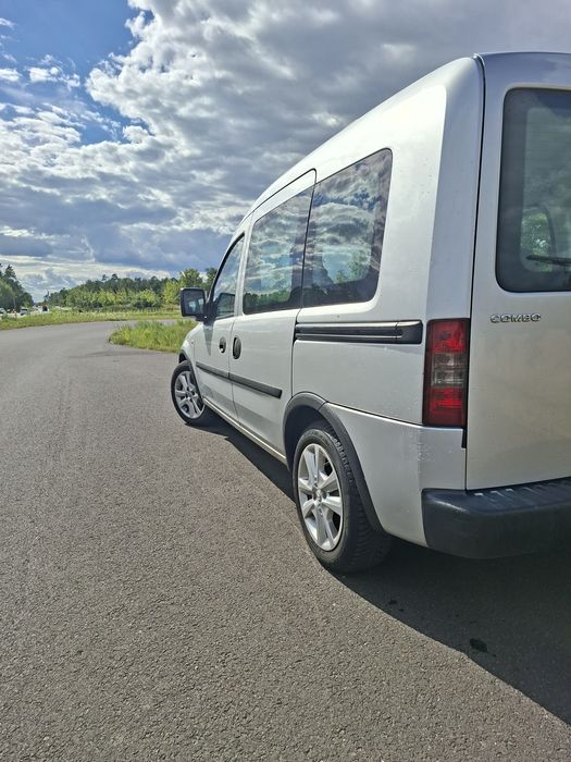 Opel combo 1.6 16v