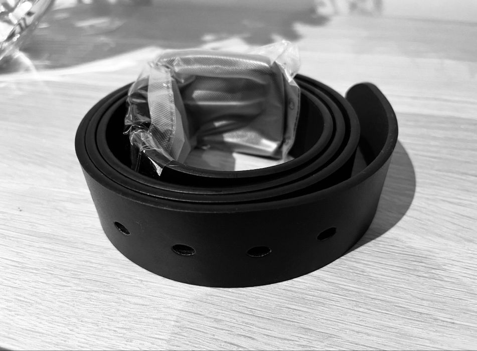 Cinto de pele - masculino - preto - NOVO