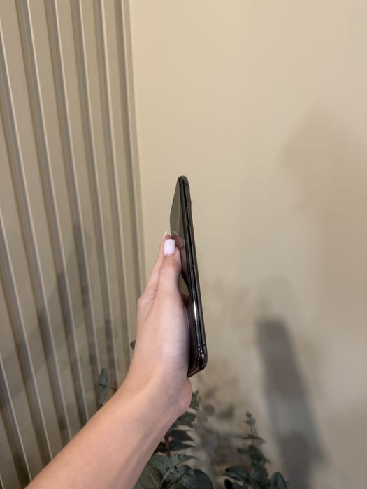 Used IPHONE 11 Pro Max 256 Space Neverlock