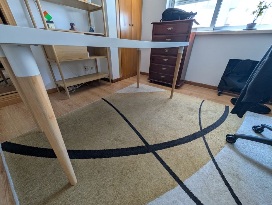 Mesa secretária IKEA