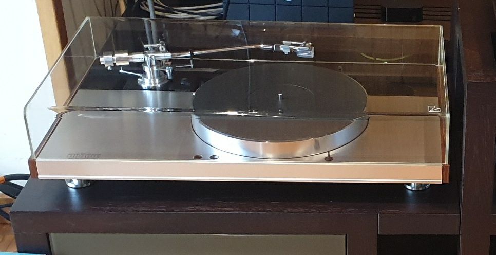 LUXMAN PD444 Gira disco Turntable PD 444