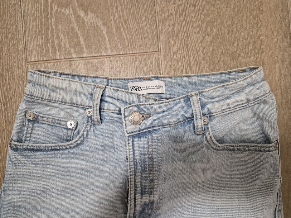 Джинсова спідниця Zara з розрізом розмір S