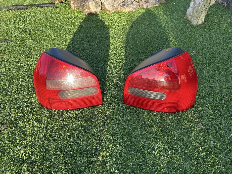 Farolins Traseiros Audi A3 8L 00
