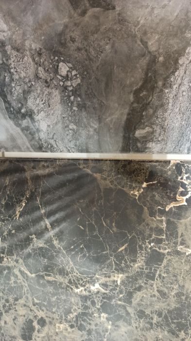 Продам Керамогранит 40-40 кафель