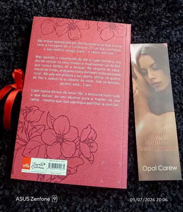 Opal Carew - Uma Mulher entre Homens
