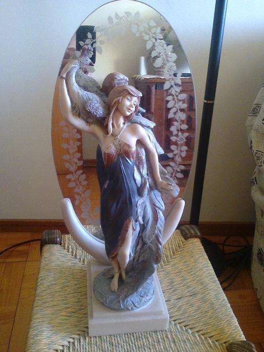 Estátua de Espelho (Novo)