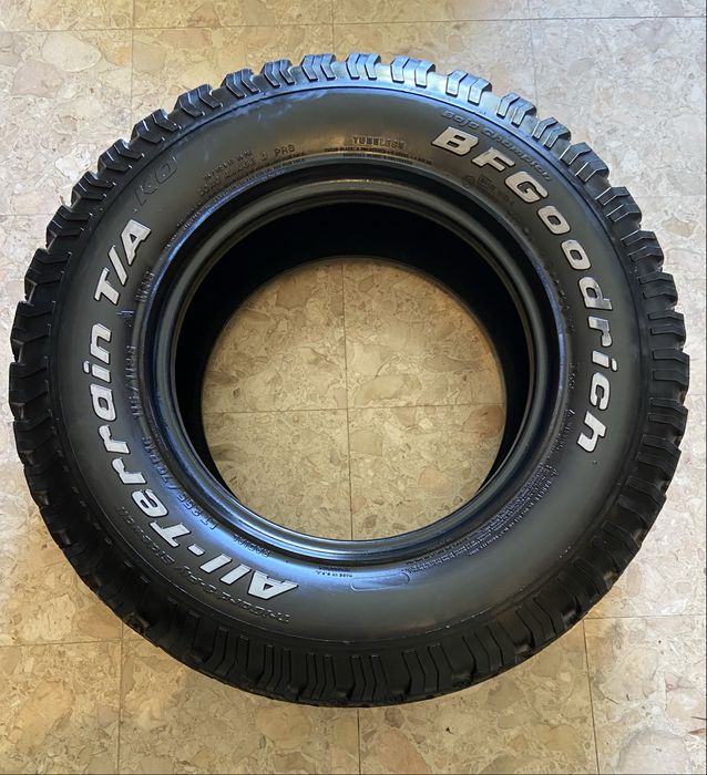 255 70 R16 BFGoodrich Pneus