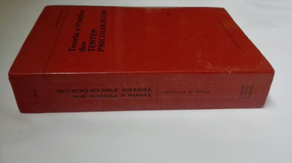 Livro 'Teoria e Prática dos Testes Psicológicos'