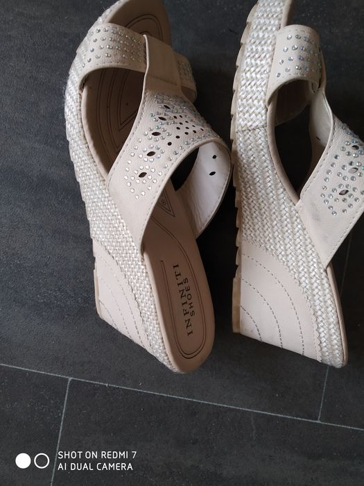 Sprzedam buty damskie