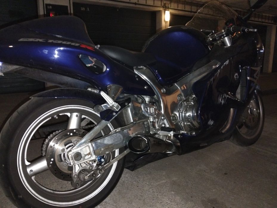 Suzuki Hayabusa GSXR 1300 r