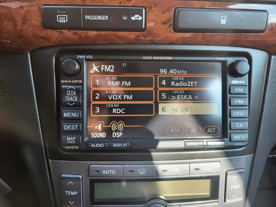 Radio dotykowe toyota avensis t25 b9010