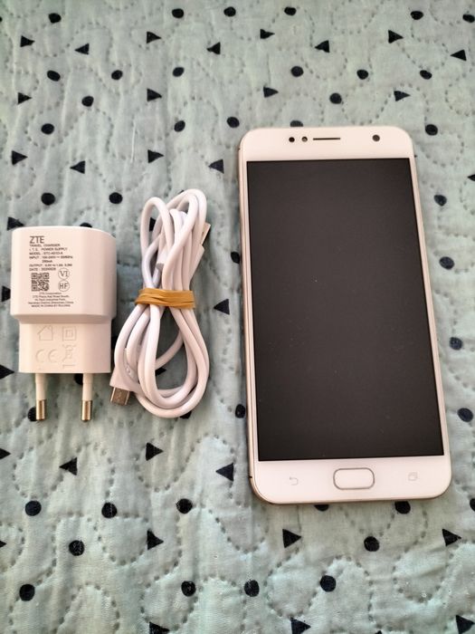 ASUS ZenFone 4 Rosa