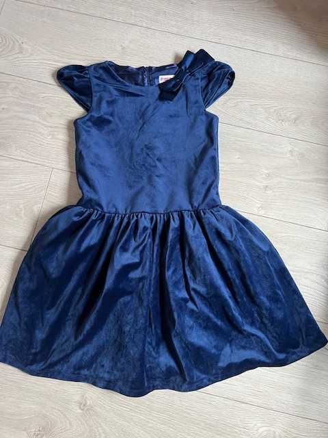 Wizytowa sukienka nowa bez metki '134