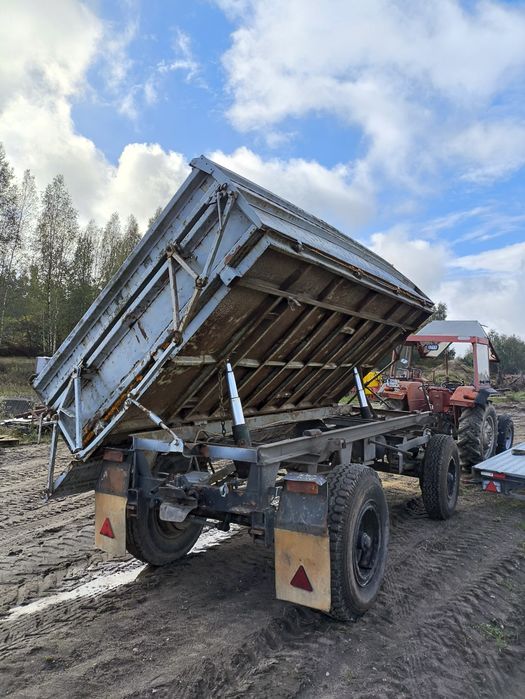 Przyczepa rolnicza hl 6011 (Brandys Autosan wywrotka 80 d47 d50