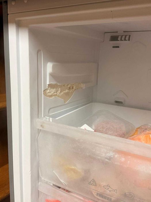 Frigorifico Combinado Becken 270 Litros