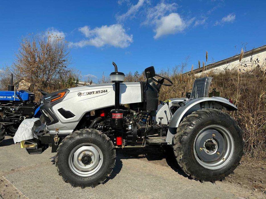 Мінітрактор Скаут XT-244 (24к.с. 3 циліндра) Доставка Гарантія МАСЛА