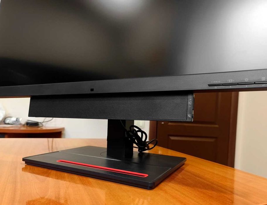 Професійний 4K монітор Lenovo ThinkVision P27u-20 27" IPS 10-bit HDR