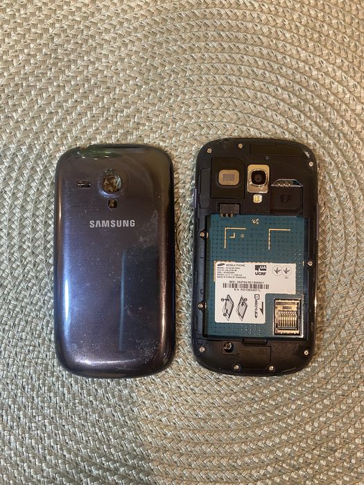Samsung Galaxy S III Mini (модель GT-I8190)