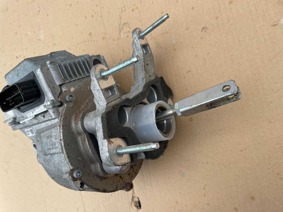 Pompa hamulcowa serwo Nissan Leaf II