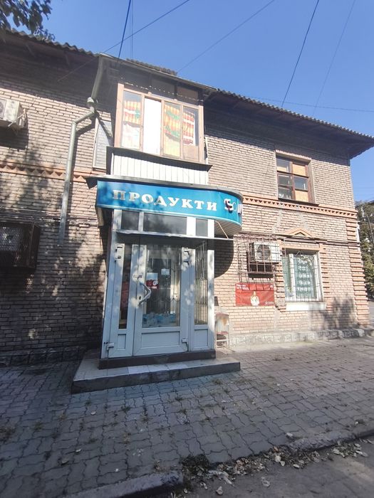 Продаж приміщення вул.О.Говорухи/вул.Космічна, 61 кВ.м ..35000  долл