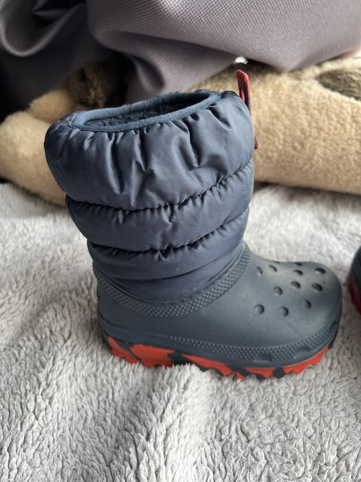 Зимові чоботи від crocs с9