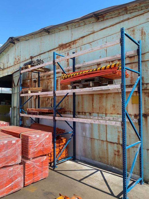 продаю Палетні стелажі б/у, стелажі для складу, палетка нова та б/в