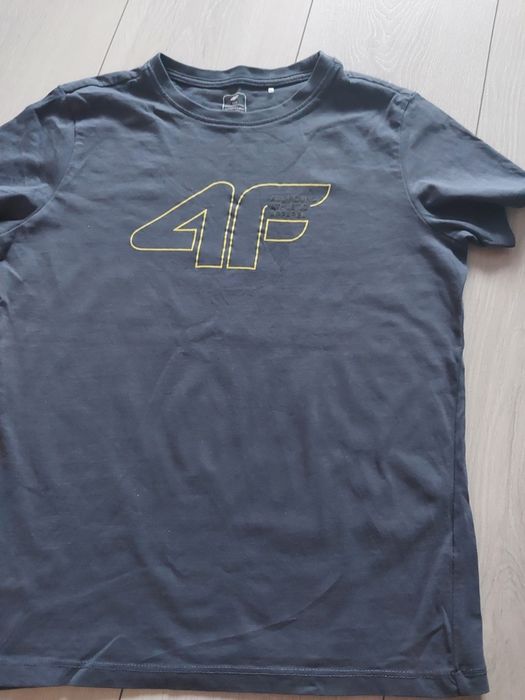 T-shirt 4 F stan bdb