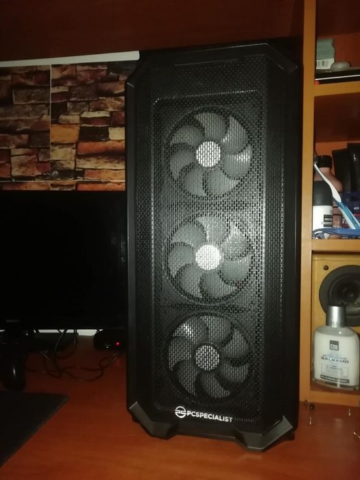 Pc gamer vendo por 150£