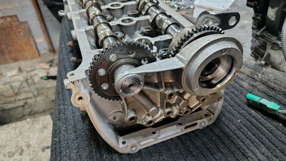 Головка блоку (ГБЦ) VW Jeta 2014 год