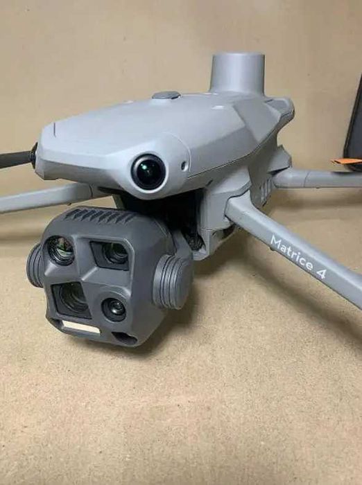 Квадрокоптер DJI Matrice 4T з тепловізором опт та роздріб
