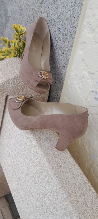 Sapatos senhora  camurça pele