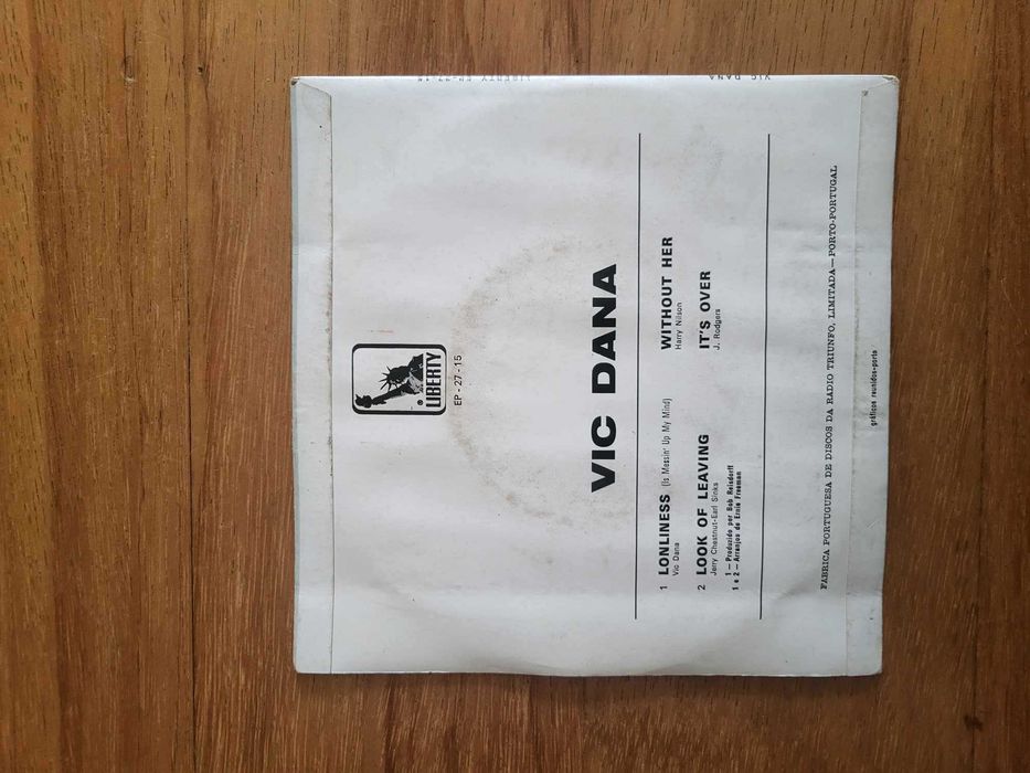 Disco Vinil | "Loneliness (Is Messin' Up My Mind)", Vic Dana