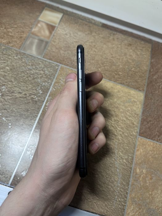 IPhone 8 black 64GB NEVERLOCK айфон 8