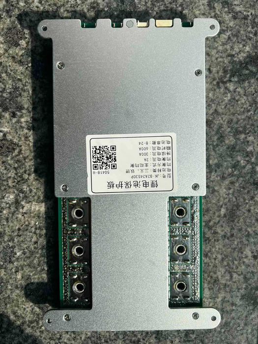 BMS JIKONG B2A24S30P - (7S-24S) - 300A - LiFePO4 / Li-ion