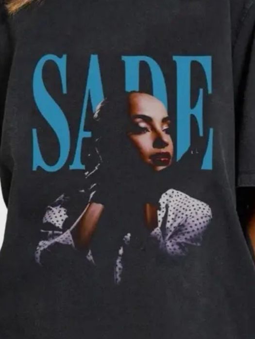 T-shirt oversize algodão da SADE