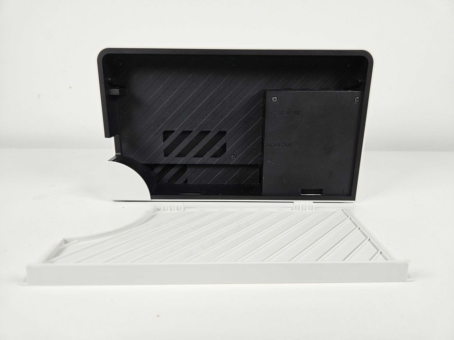 Nintendo Switch OLED biały – kompletny zestaw z grą DreamWorks