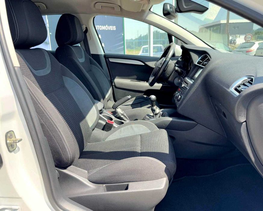Citroen C4 1.6 HDi 2015 Garantia Incluída