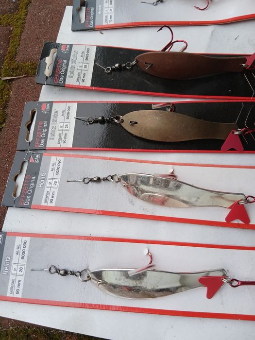 Zestaw nowych blach wędkarskich d.a.m