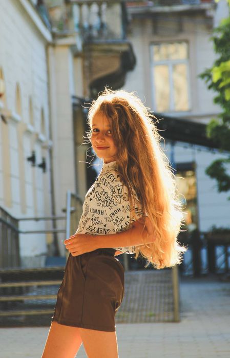 Фотограф на випускний альбом/друк фотокниг