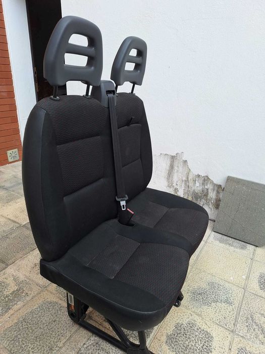 Banco frente direito Boxer/Jumper/Ducato