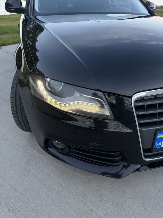 Продам Audi A4 B8 2009 2.0 TFSI