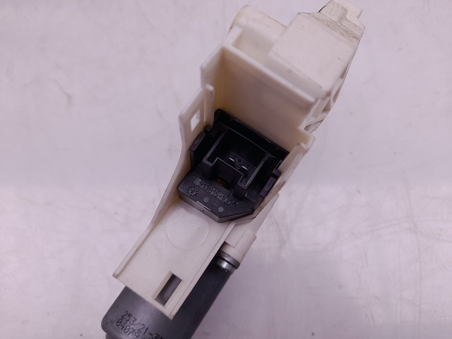 Motor vidro trás direito AUDI Q5 (8R)