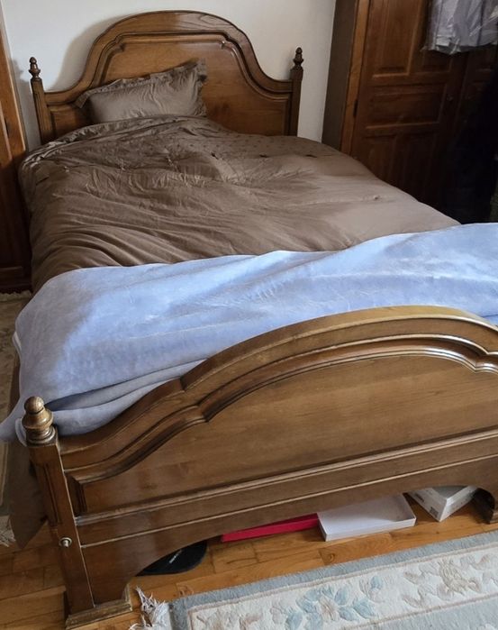 Cama casal (190x140) em madeira maciça | Excelente qualidade