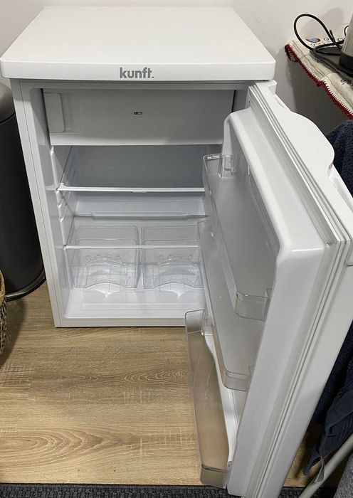 Frigorífico Mini Bar KUNFT (com garantia)