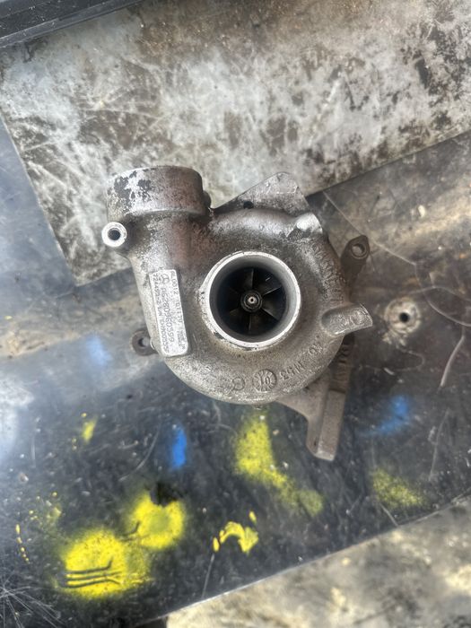 Турбіна Турбина Mercedes w163 220 4.0 ML A6280960599 права